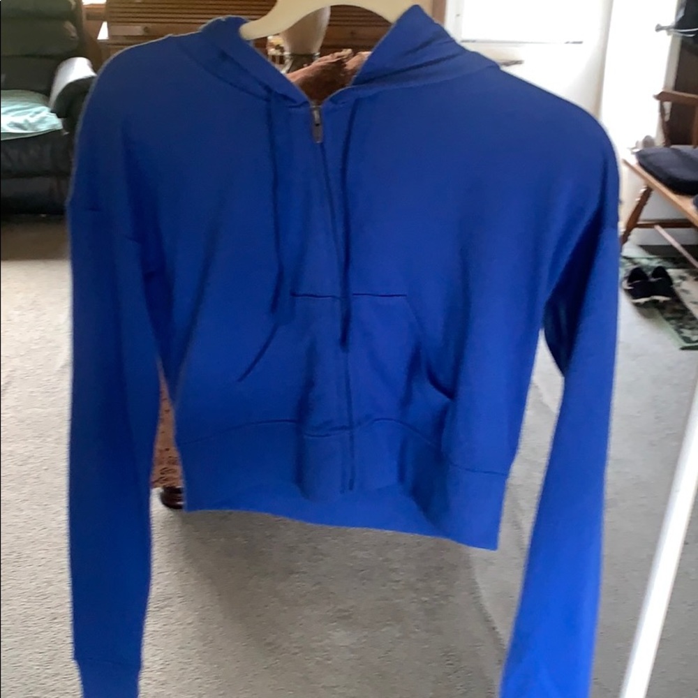Women’s blue crop top zip up hoodie